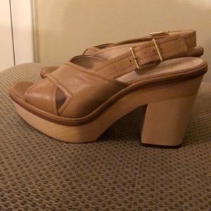 Pour la Victoire clogs